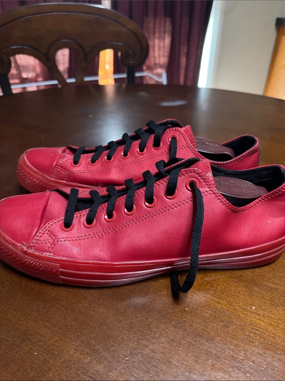 Converse low top
